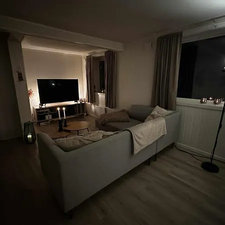 In With 3 Bedrooms, 6 Beds 1 هارستاد