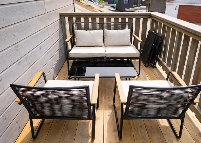In With 3 Bedrooms, 6 Beds 1 Apartmán Harstad